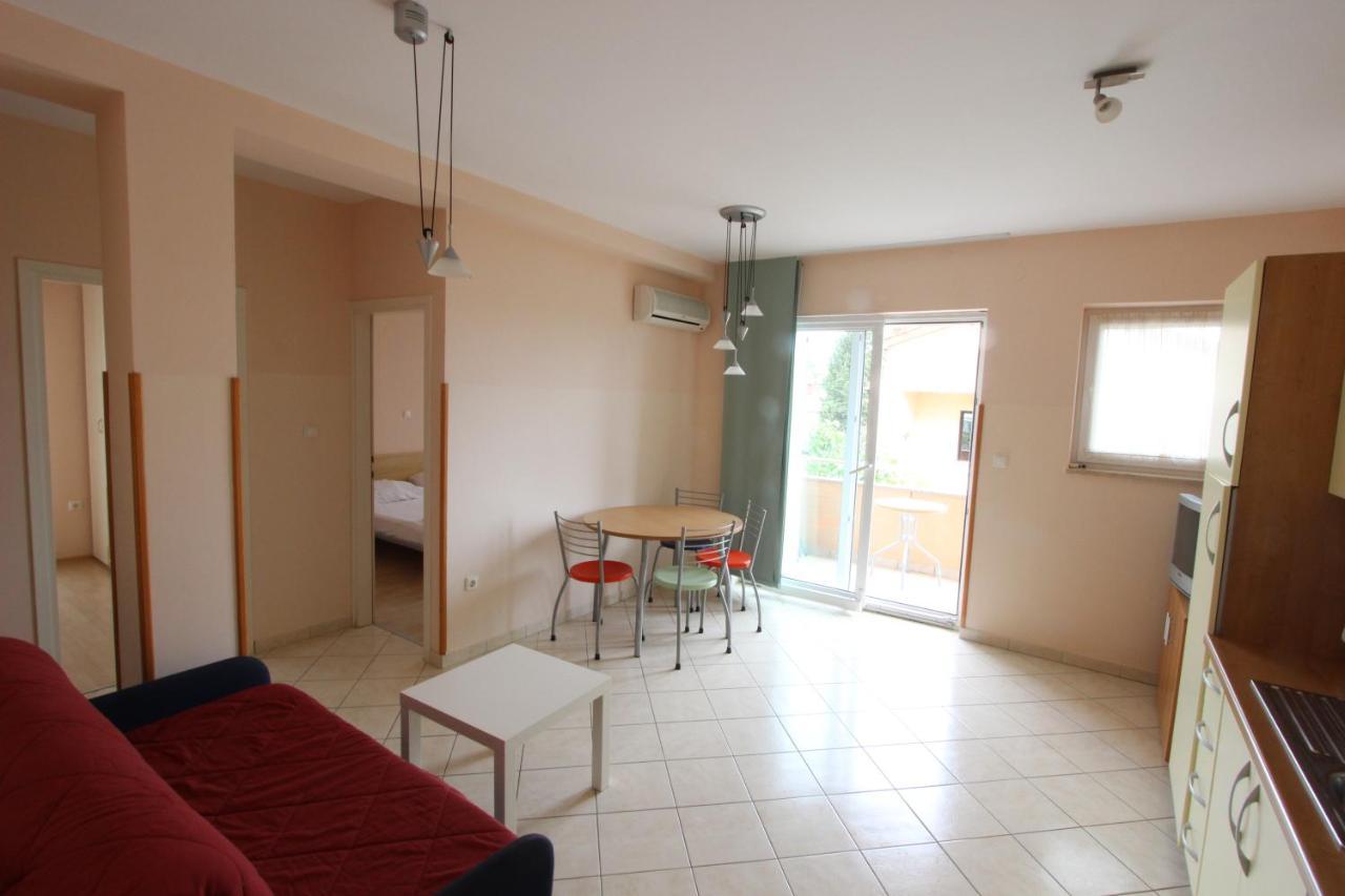 Apartments Miriam بريمونتيرا المظهر الخارجي الصورة
