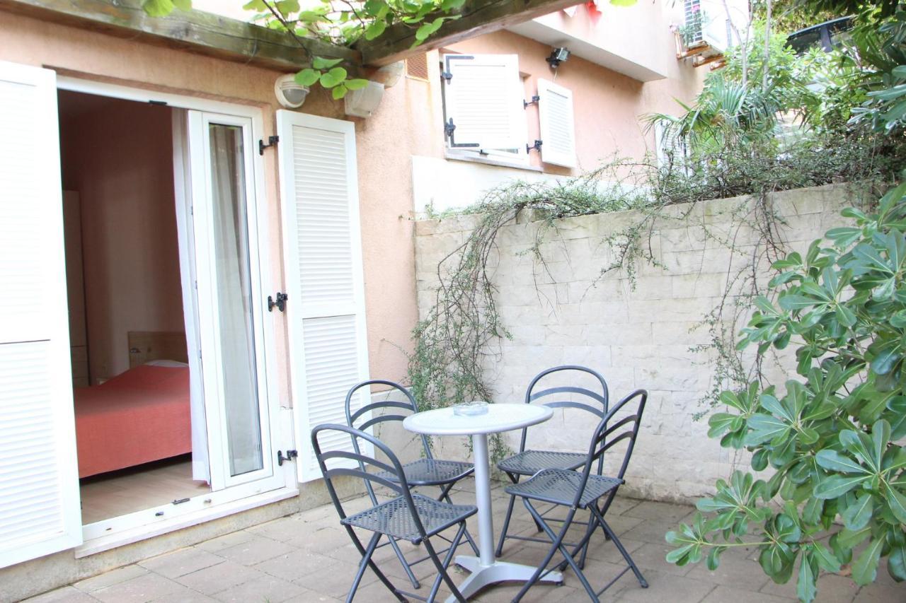 Apartments Miriam بريمونتيرا المظهر الخارجي الصورة