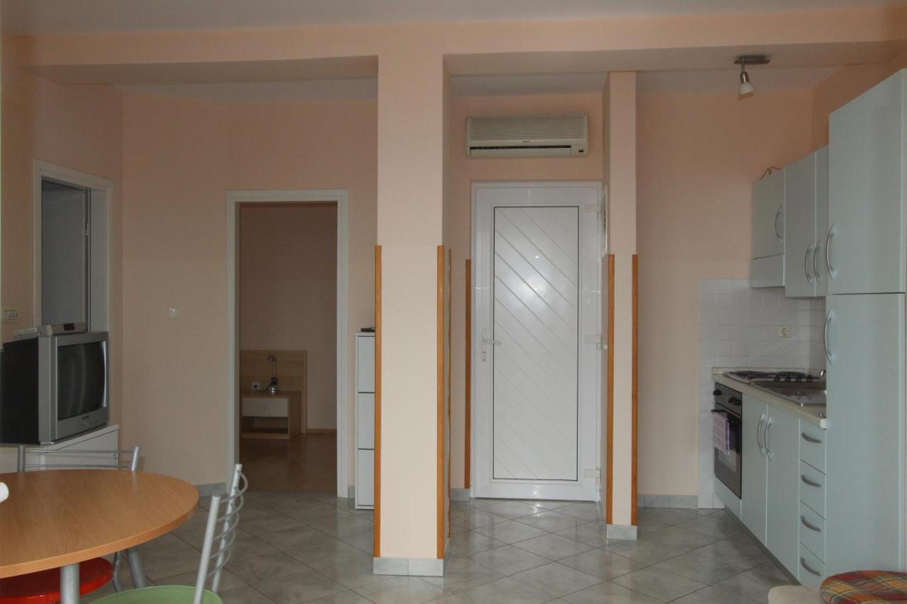 Apartments Miriam بريمونتيرا المظهر الخارجي الصورة