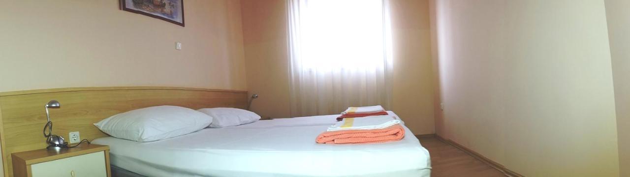 Apartments Miriam بريمونتيرا المظهر الخارجي الصورة