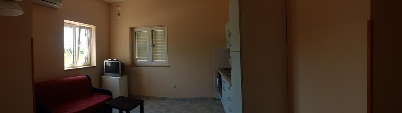 Apartments Miriam بريمونتيرا المظهر الخارجي الصورة