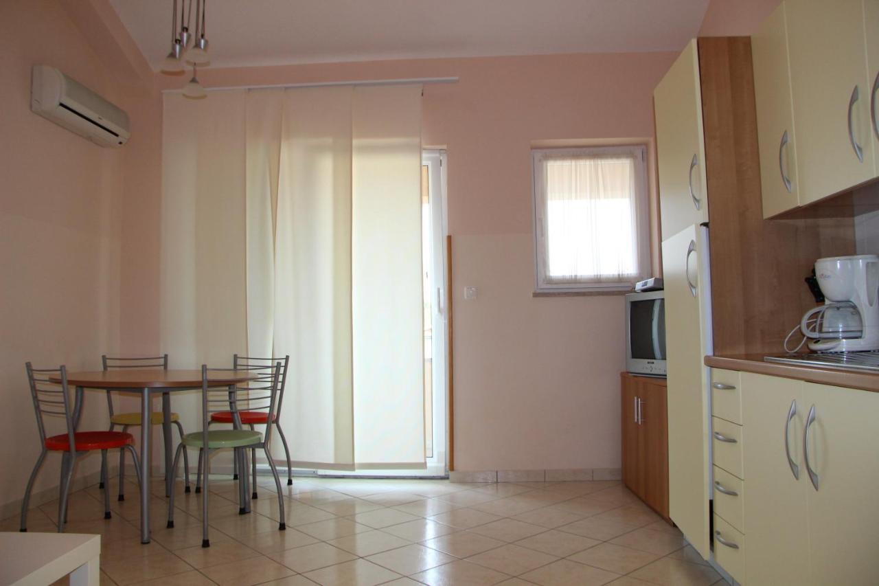 Apartments Miriam بريمونتيرا المظهر الخارجي الصورة